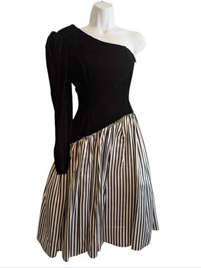 Gunne Sax Jessica McClintock Velvet One Shoulder Black White Formal Dress Prom